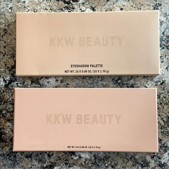 KKW BEAUTY
Classic Eyeshadow Palette - Picture 2 of 5